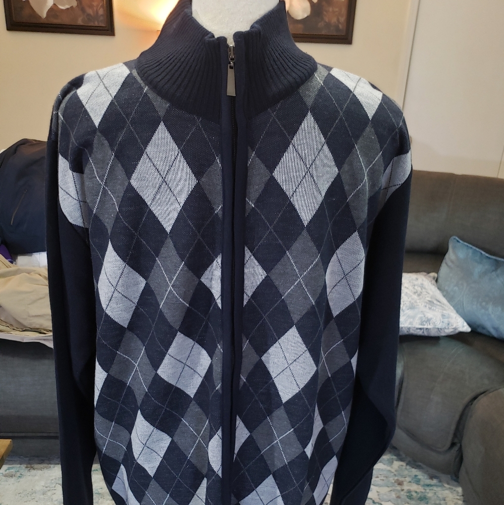 Marx&Dutch zipper front sweater size L